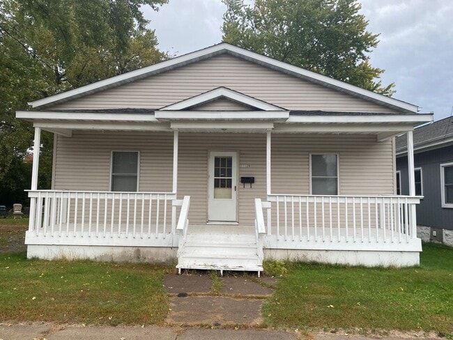 Building Photo - 1 Bed 1 Bath Single Family Home in Wisconsin Rapids