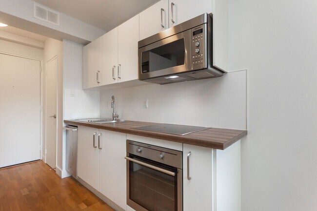 Photo - 99 Tyndall Ave Unit 205