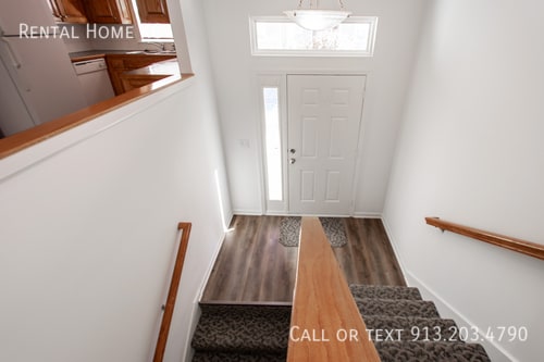 Photo - 5905 Brittany St