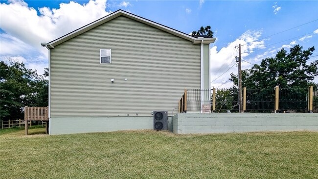 Photo - 4 McHugh Ln