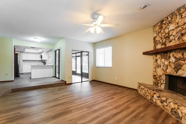 Photo - 715 Boysenberry Ct