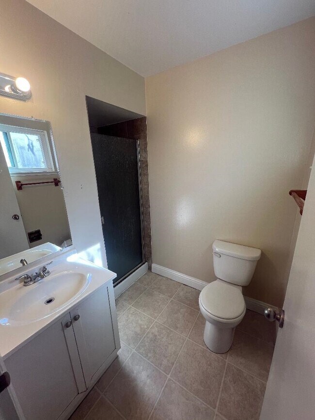 Photo - 1609 Poppy Way