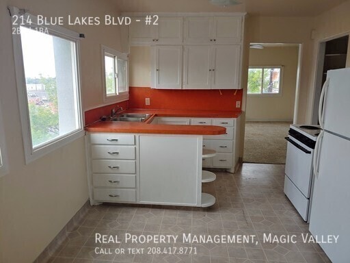 214 Blue Lakes Blvd Unit 2