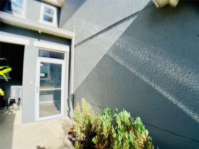 Photo - 1053 Chalcedony St