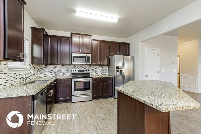 Photo - 175 Leland Ln