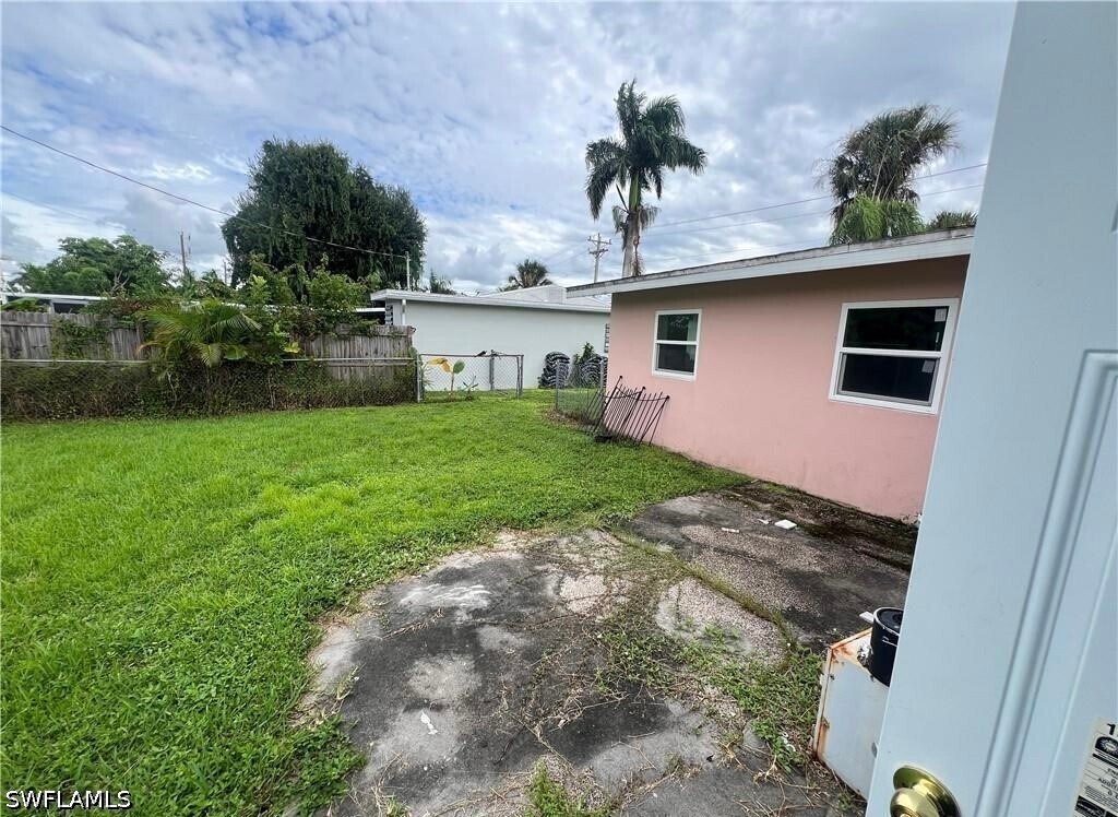 Photo - 160 Brooks Rd