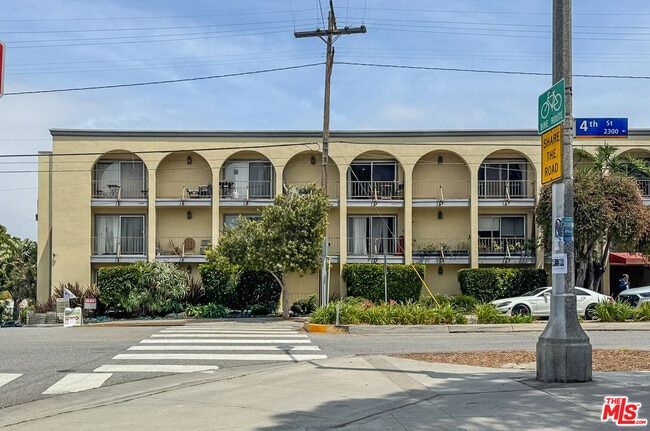 Photo - 2311 4th St Condo Unit 209