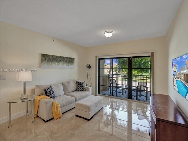 Photo - 2509 N Ocean Blvd Unidad 376