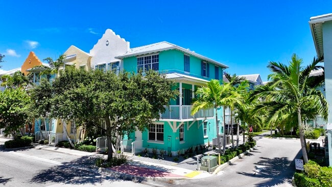 Photo - 810 3rd Ave N