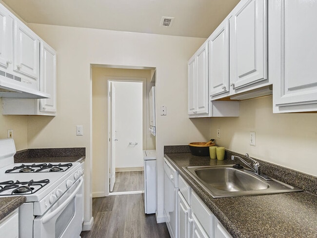 University Heights Apartments