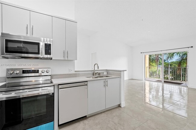 Photo - 6992 SW 39th St Unit I302