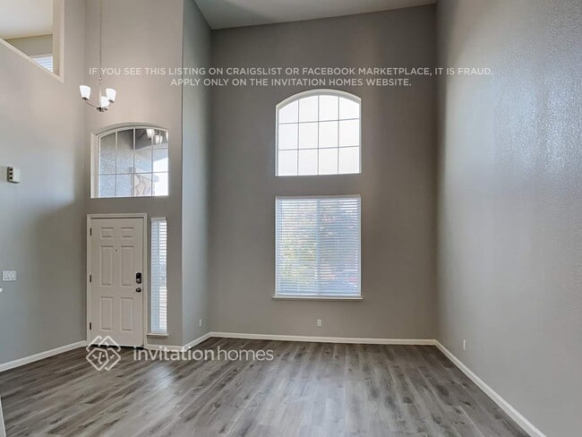 Photo - 9420 Red Spruce Way