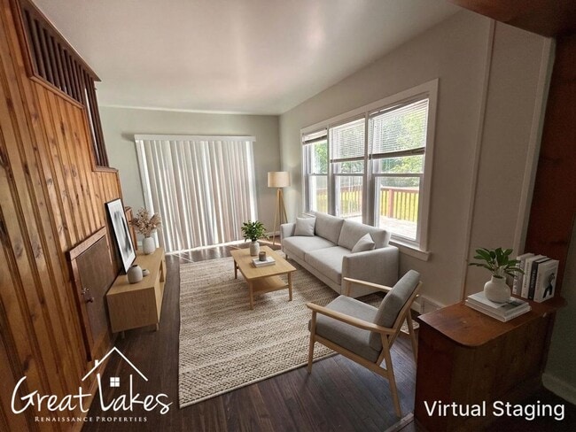 Photo - Lovely 3 bedroom / 1 bathroom house now available for rent!