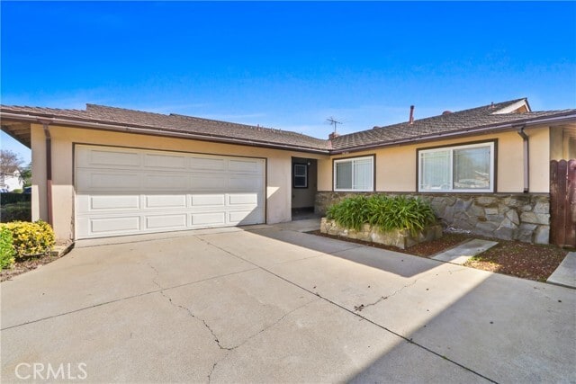 Photo - 4880 Hazelnut Ave