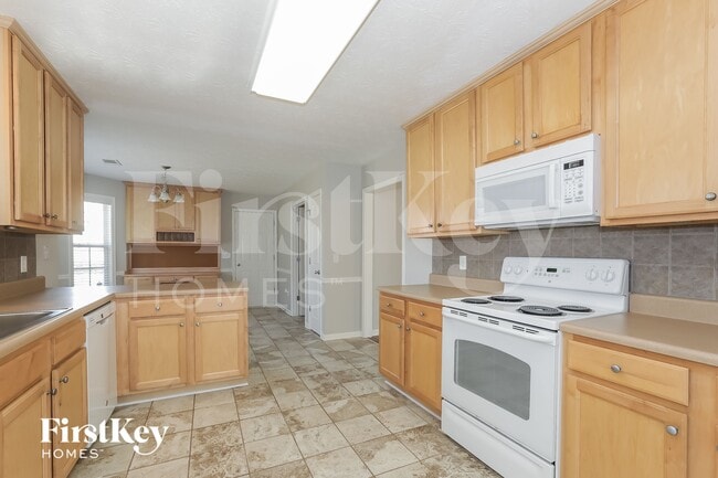 Photo - 715 Sandstone Trail