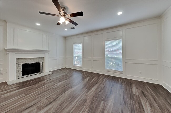 Photo - 702 Fernglade Dr
