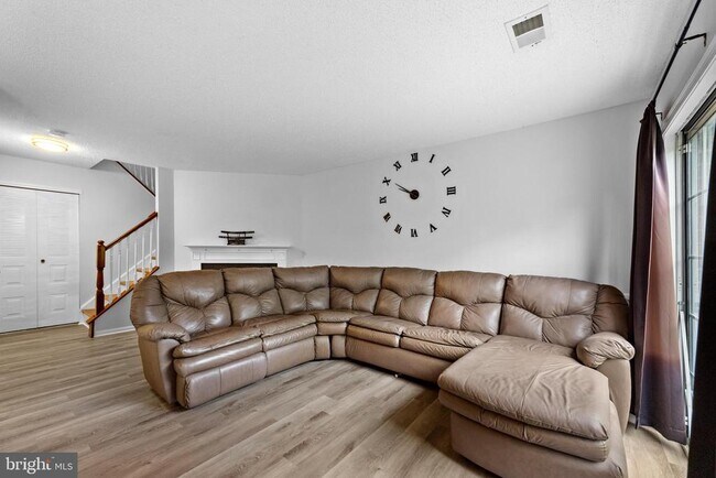 Photo - 66 Cheverny Ct