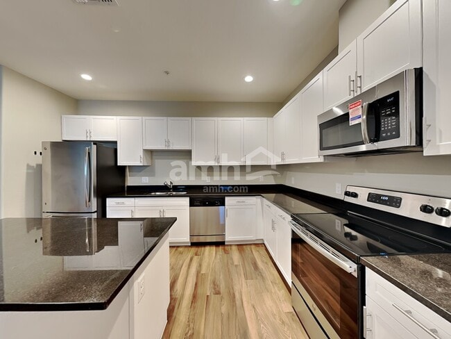Photo - 20759 W Maiden Ln