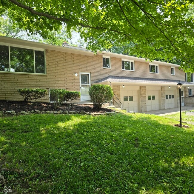 Building Photo - 10016 E Troy Ave