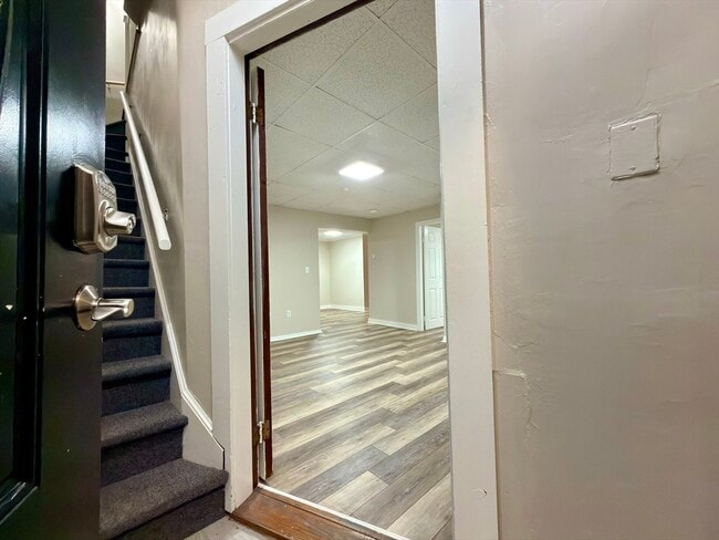 Building Photo - 91 Alvarado Ave Unit 2