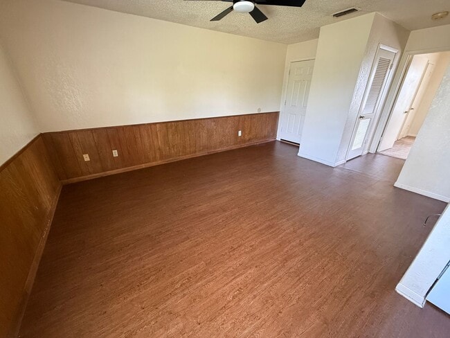 Photo - 1700 Kirk Ave Unit Apt 206