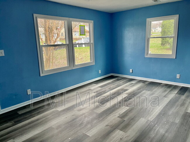 Photo - 1909 Swygart Ave