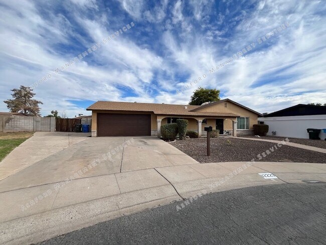 Photo - SPACIUS 3 BEDROOM 2 BATHROOM HOME IN GLENDALE FOR RENT