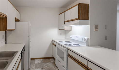 Norway Pines Apartments