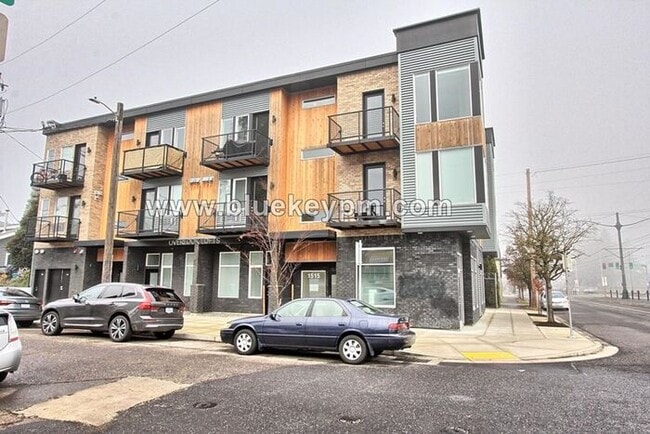 Building Photo - #201- 1 Bed, 1 Bath Unit-1515 N. Simpson S... Rental
