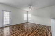 2 BR, 1 BA - 1,201SF