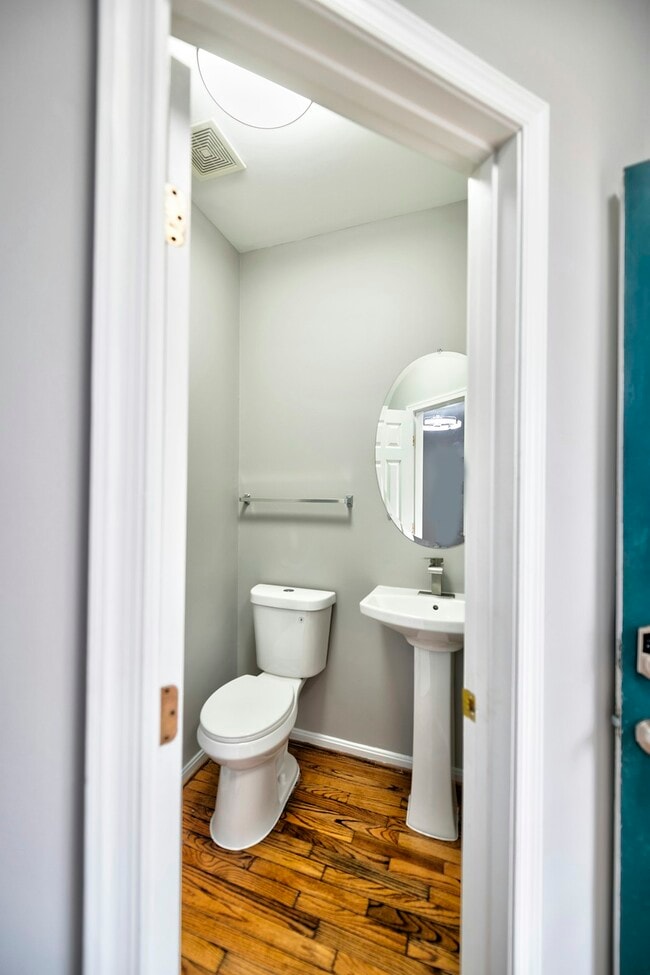 Photo - 21749 Tottenham Hale Ct