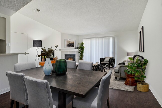 Photo - The Woodside Apartments