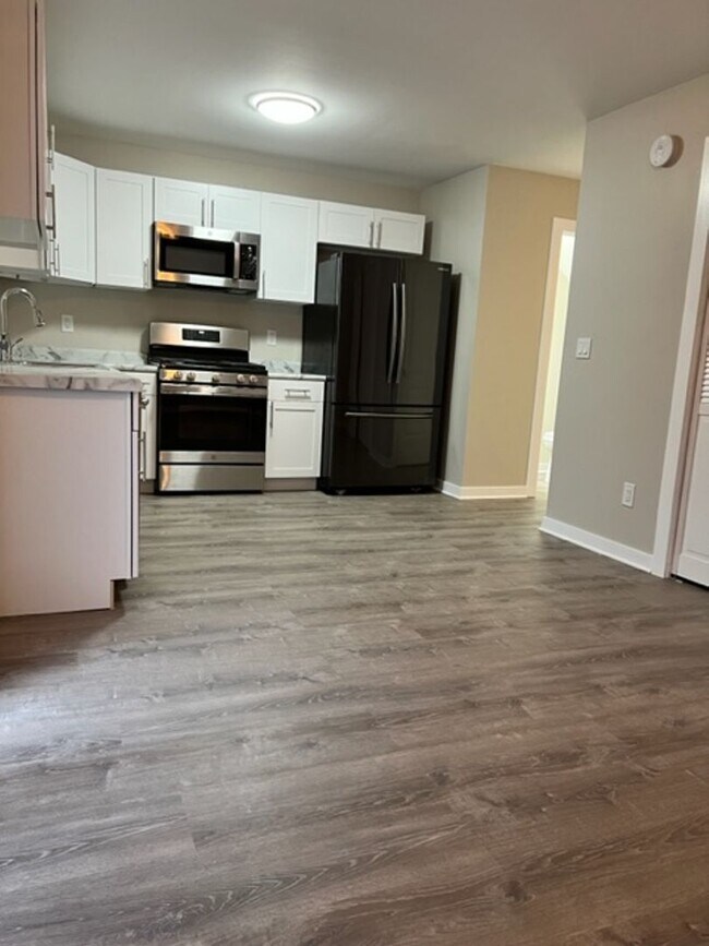 Photo - 1805 Dainesway Dr