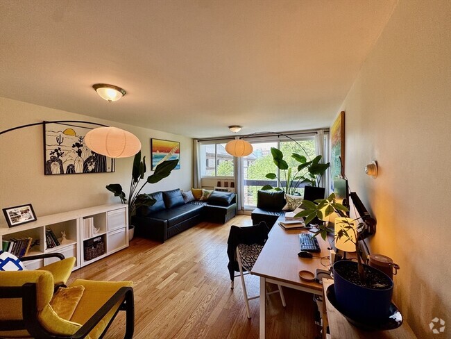 Building Photo - 12 Inman St Unit 44 Rental