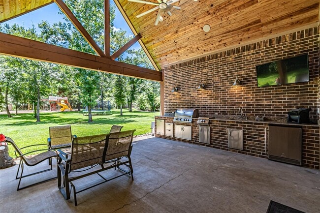 Photo - 8970 Navigation Cir