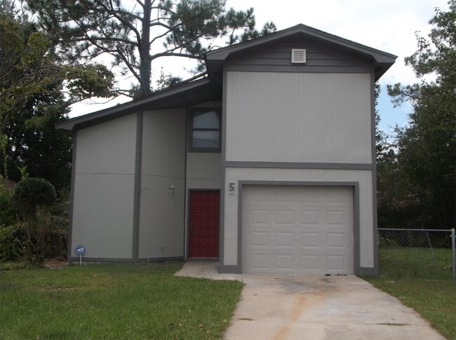 Building Photo - 5 Crestwood Cir