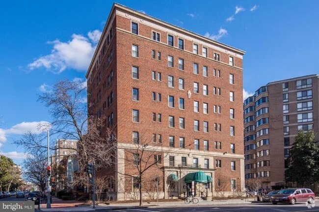 Building Photo - 1133 13th St NW Rental