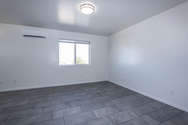 Photo - 8571 Spouse Dr Unit #B