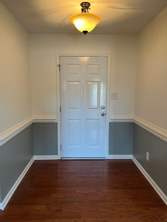 Photo - 4 Bed 2 Bath Raeford Home with Fenced Backyard