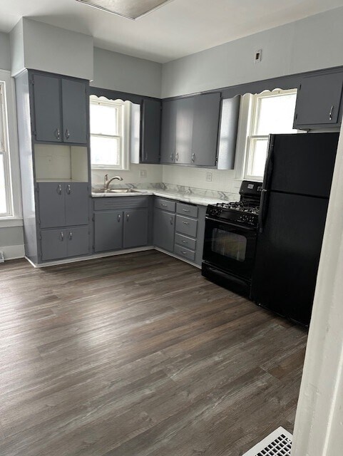 Photo - 1009 Cora St