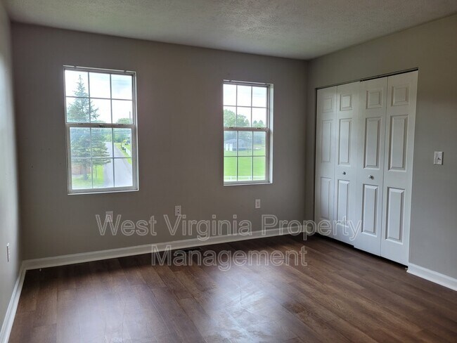 Photo - 3751 Summerlee Rd