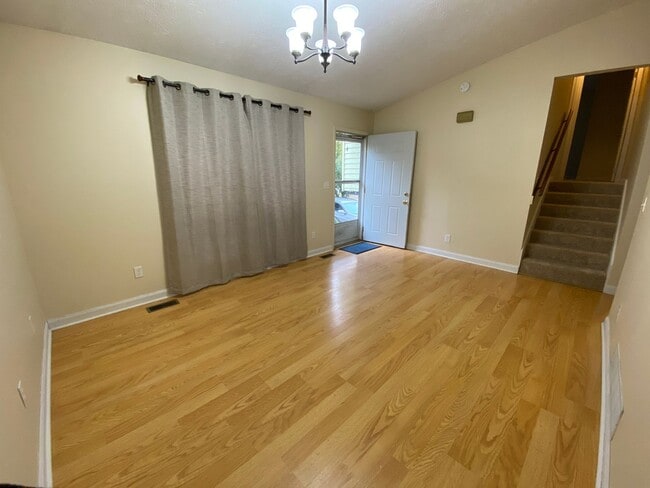 Photo - 4 Bedroom Home Near Bryan Park and Schools