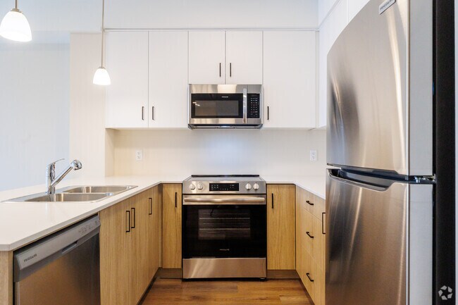 C - 1BR, 1BA - 773 SF - Kitchen - 865 Kleinburg Drive