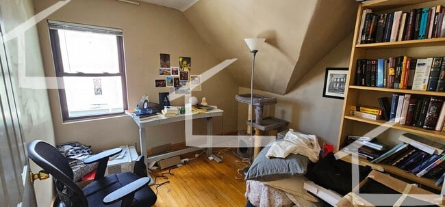 Photo - Check out this 2 bed in Allston.... Sept 1st Move in!!
