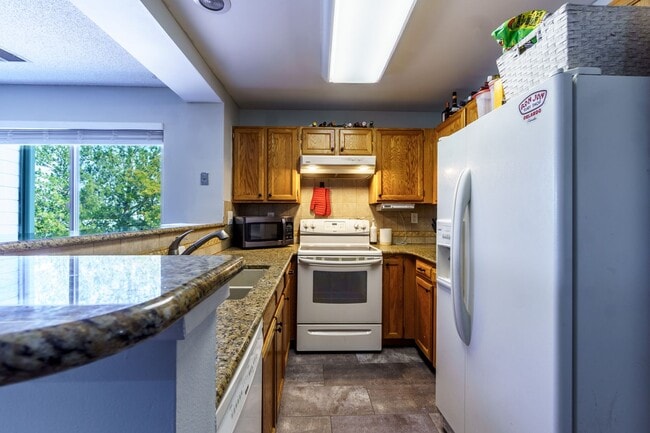 Photo - Beautiful condo on Iguana for rent