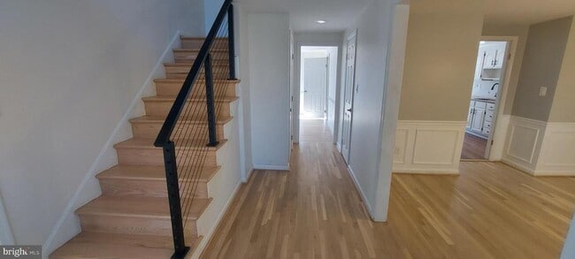 Photo - 19100 Annapolis Way