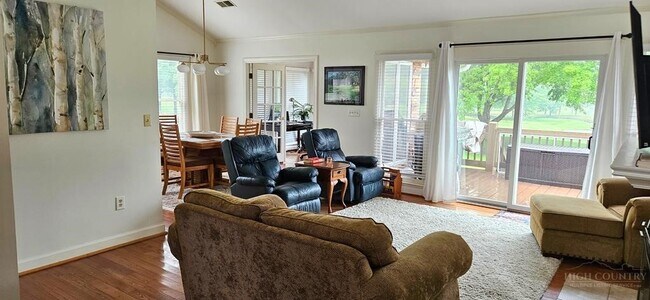 Photo - 312 Glenwood Dr