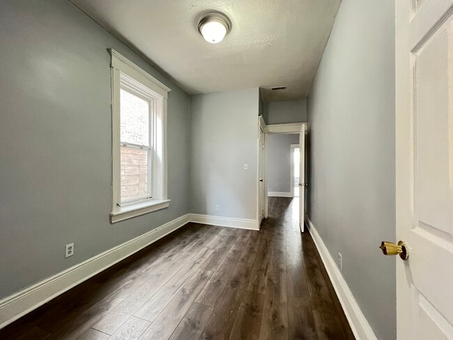 43 Grant Ave 3L - 40 Grant Ave Unit 3L