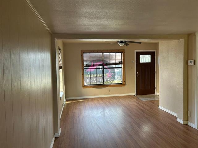 Photo - 2210 Vine St