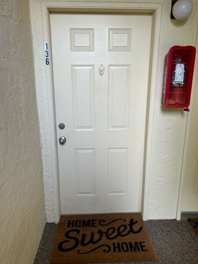 Photo - Venice, FL MACARTHUR BEACH Gated Comm. 2/2... Unit 136